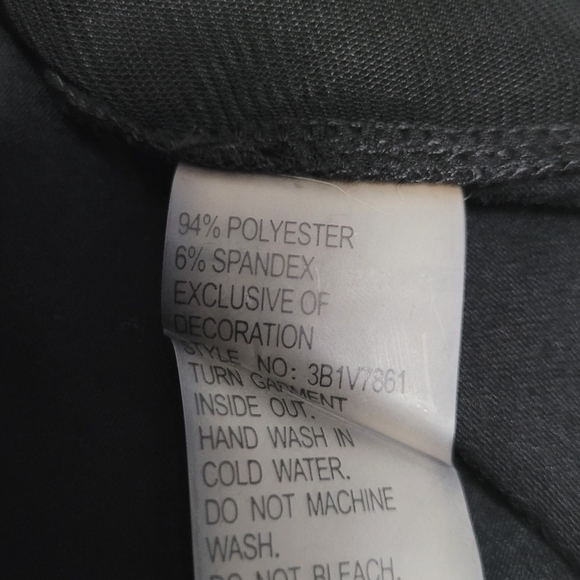 M | Peter Nygård | Square Sequin Tank Top - Picture 5 of 6